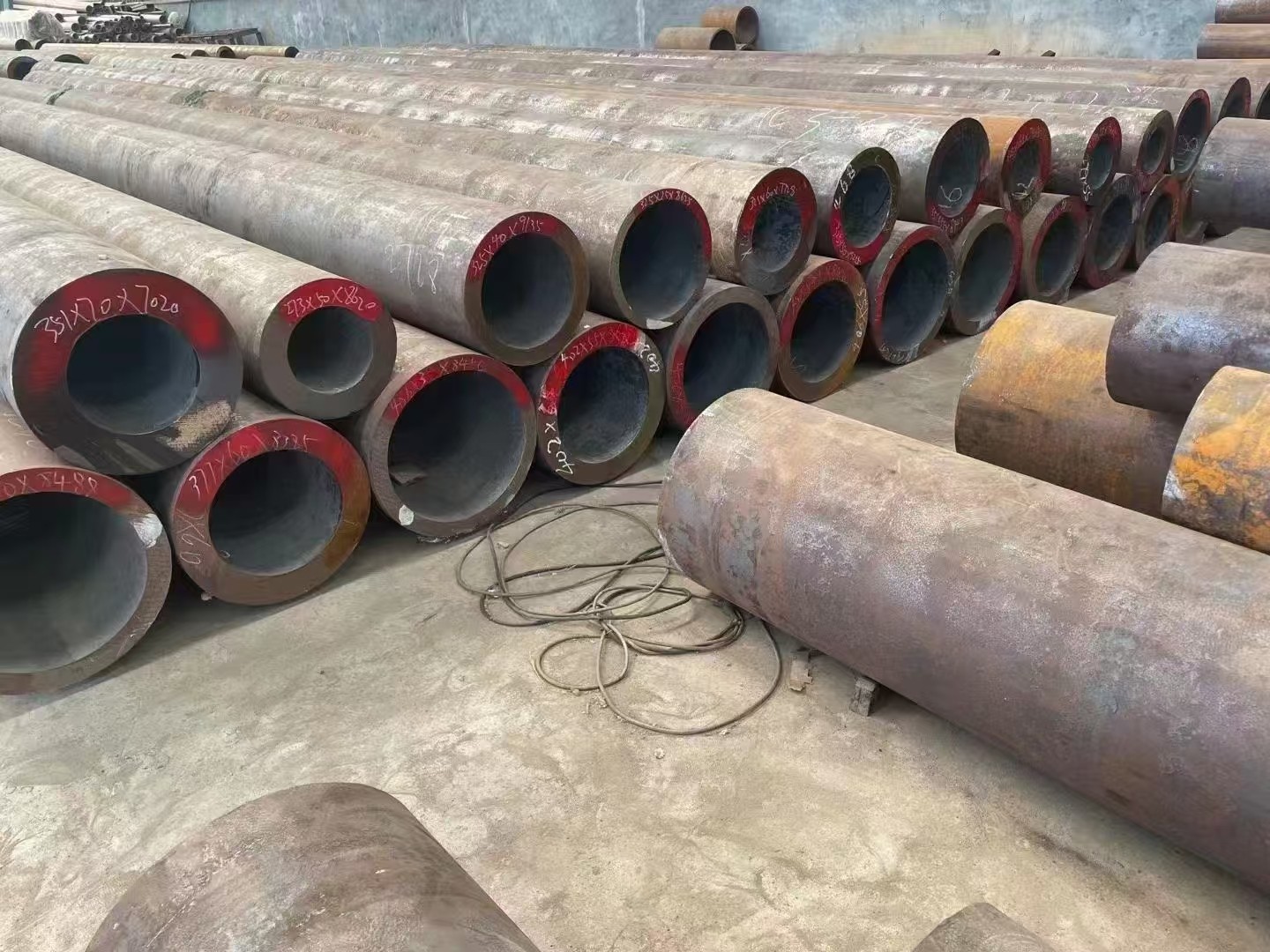 呼和浩特市无缝钢管切割定尺切割加工定做非标无缝钢管 - 价格